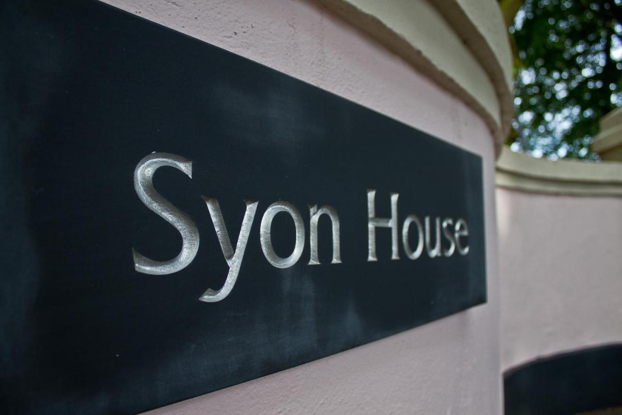 Syon House Hotel Бадлі-Салтертон Екстер'єр фото